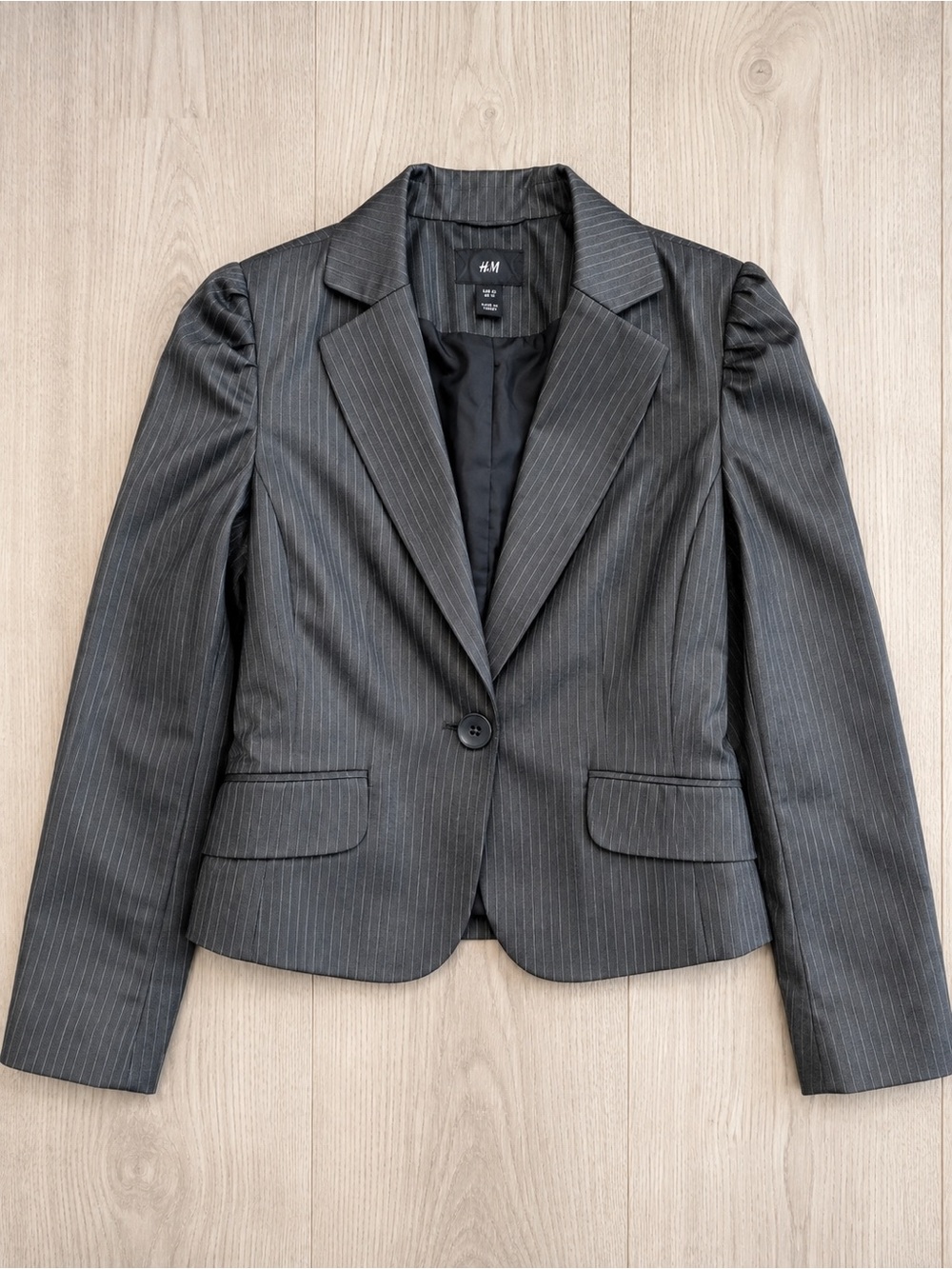 H&M Grey Pinstripe Puff Shoulder Cropped Blazer Jacket US 10 EUR 40